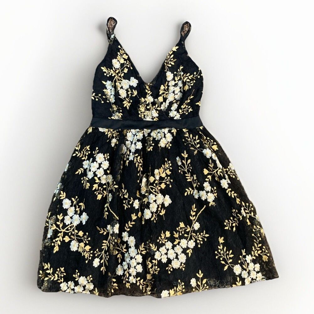 Express Embroidered Black Lace Gold Embroidered Mini Dress Sz 00